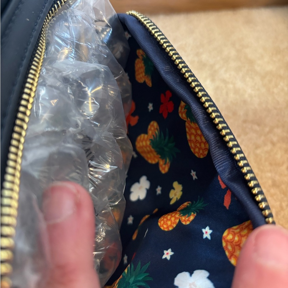 Aloha Mickey Disney Loungefly Convertible Limited Edition 1000 Bag - Picture 8 of 11